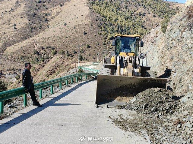 卓格村交通新篇章，迈向现代化交通发展之路